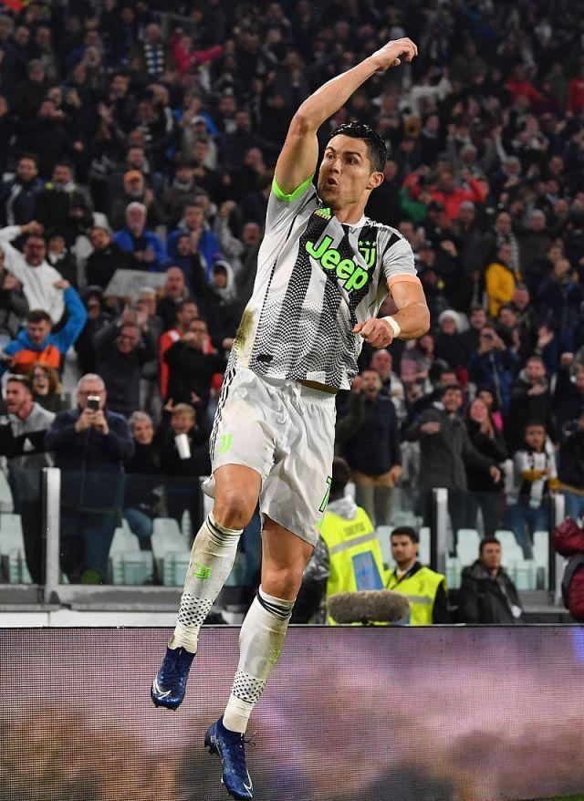 关于赛地聚焦：欧冠今夜热度飙升，山东泰山迎来里程碑，质疑声仍在，团队化学反应显著的信息